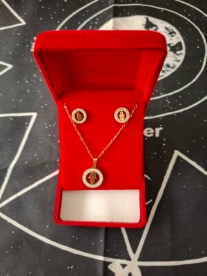 Conjunto de Collar + Pendientes Mano de Fatima en Dorado