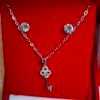 Conjunto de Collar + Pendientes Llave