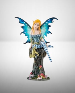 Figura de Hada Sentada en Tronco 16cm.