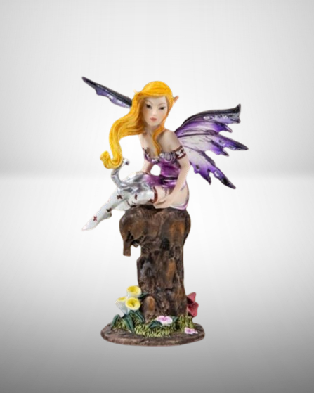 Figura de Hada Sentada en Tronco-16cm.