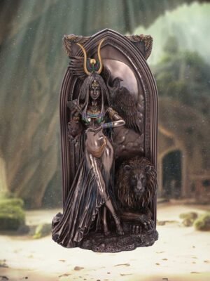 La sacerdotisa de Ruth Thompson 27cm