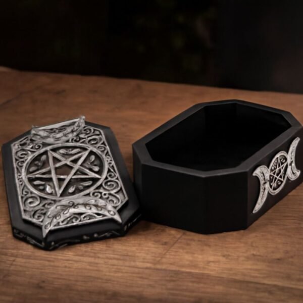 Caja de protección de Hécate 17,8 cm