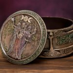 -KnVBZVrJHcR2xT0EWVdv_00001 Caja Triple Diosa Celta 9,4cm "ÚLTIMA UNIDAD"